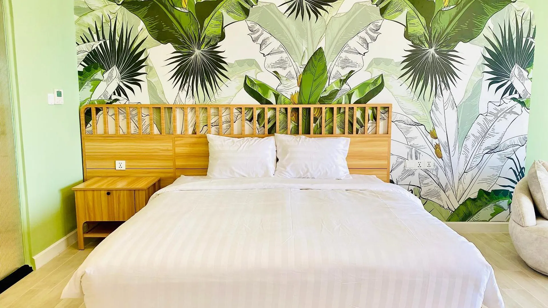 Cozy Goldcoast Apartment Nha Trang 0*,