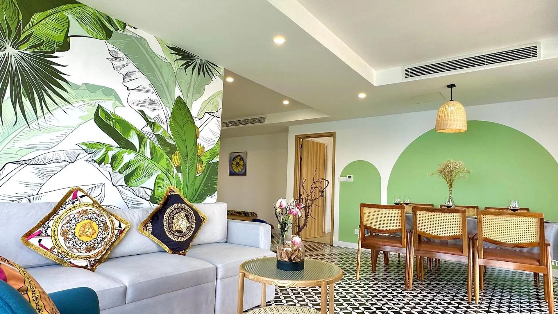 Cozy Goldcoast Apartment Nha Trang
