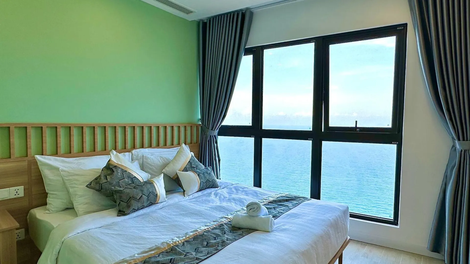 Cozy Goldcoast Apartment Nha Trang