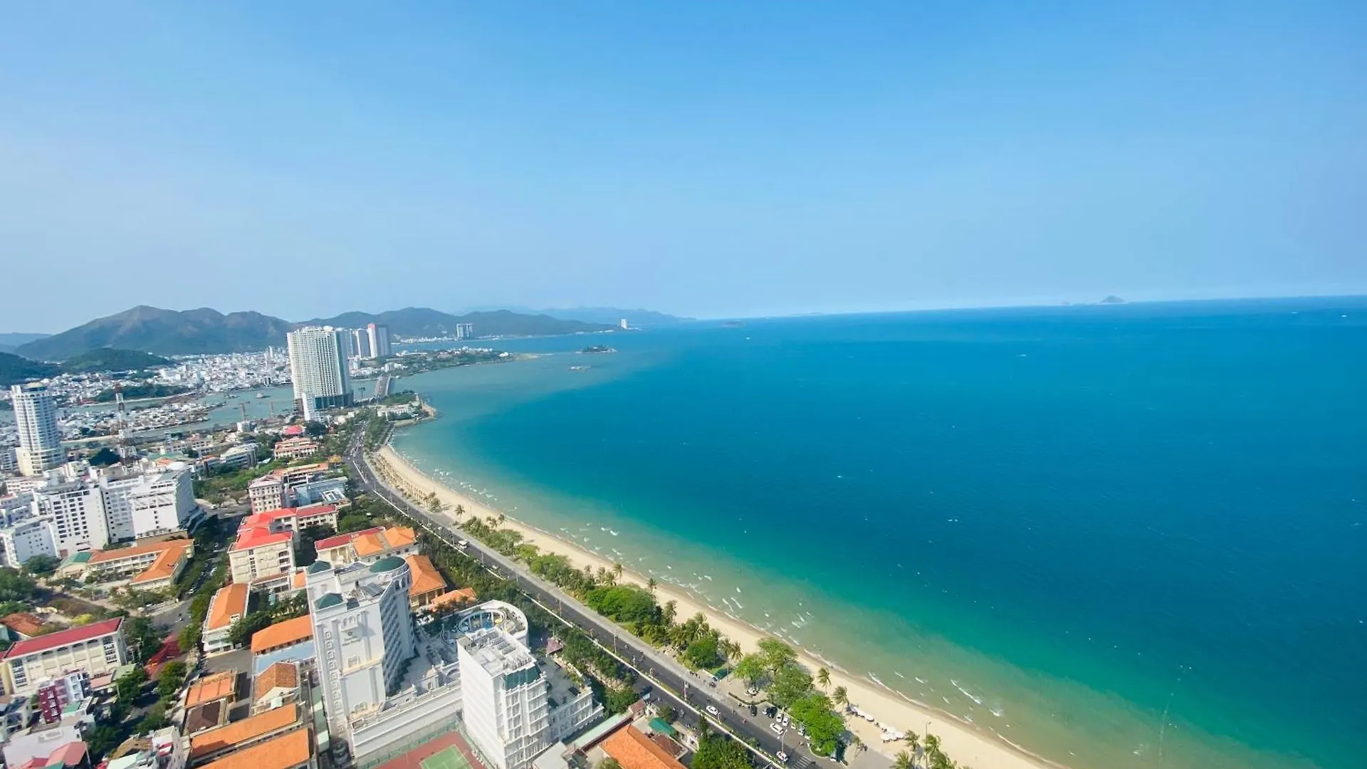Cozy Goldcoast Apartment Nha Trang