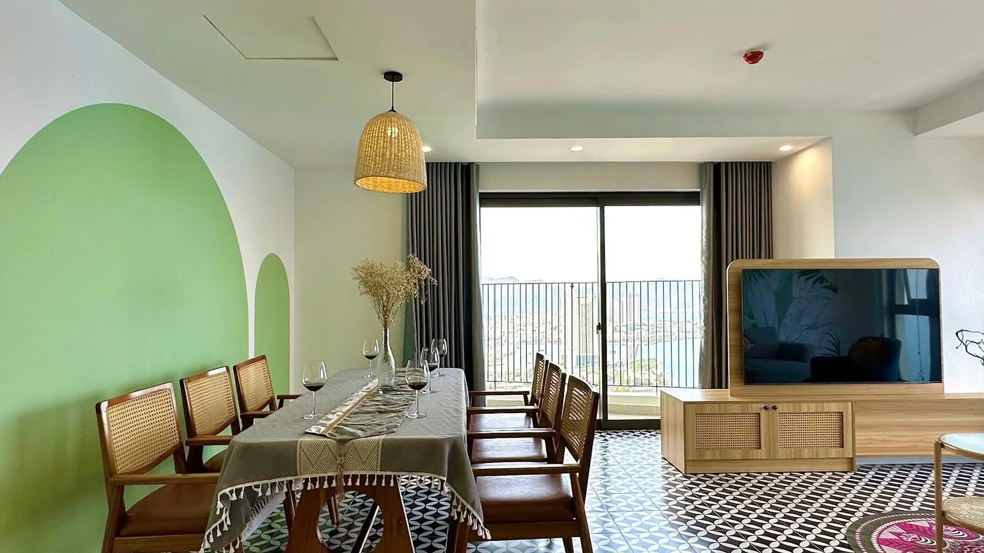 Cozy Goldcoast Apartment Nha Trang