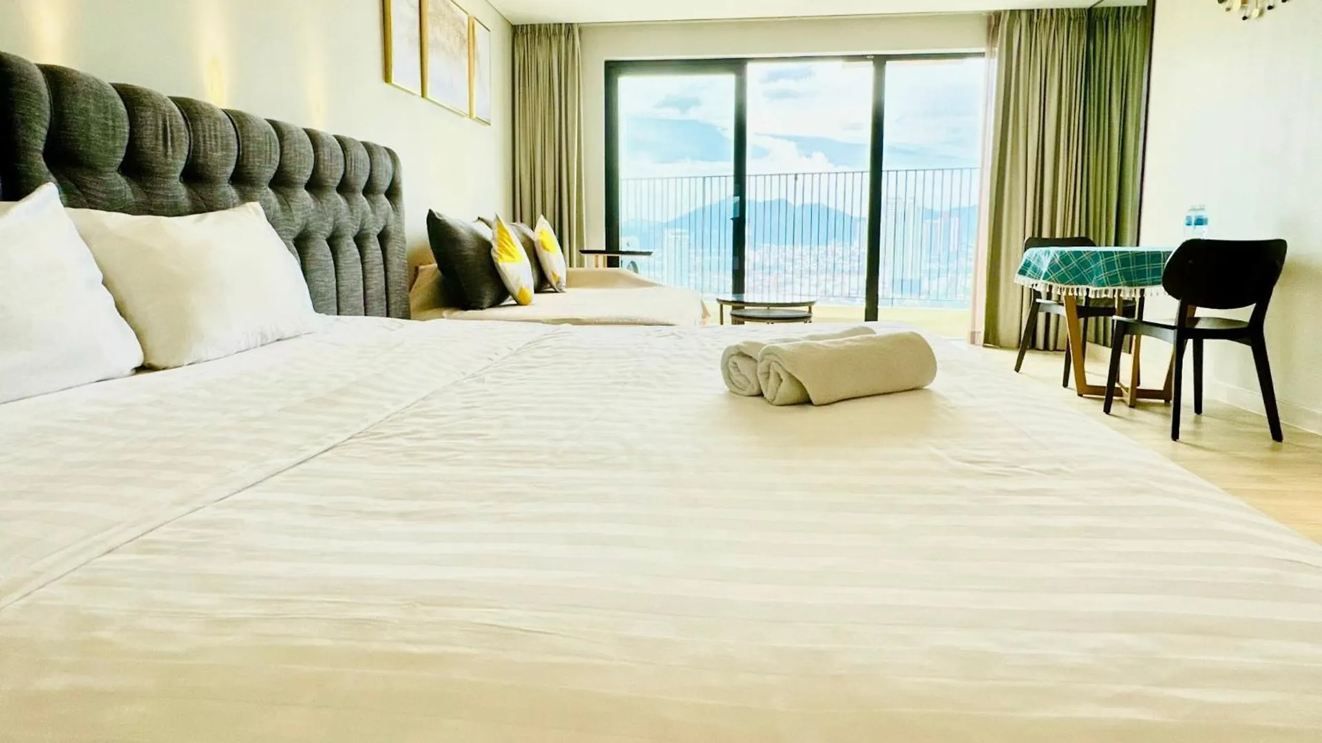 Cozy Goldcoast Apartment Nha Trang