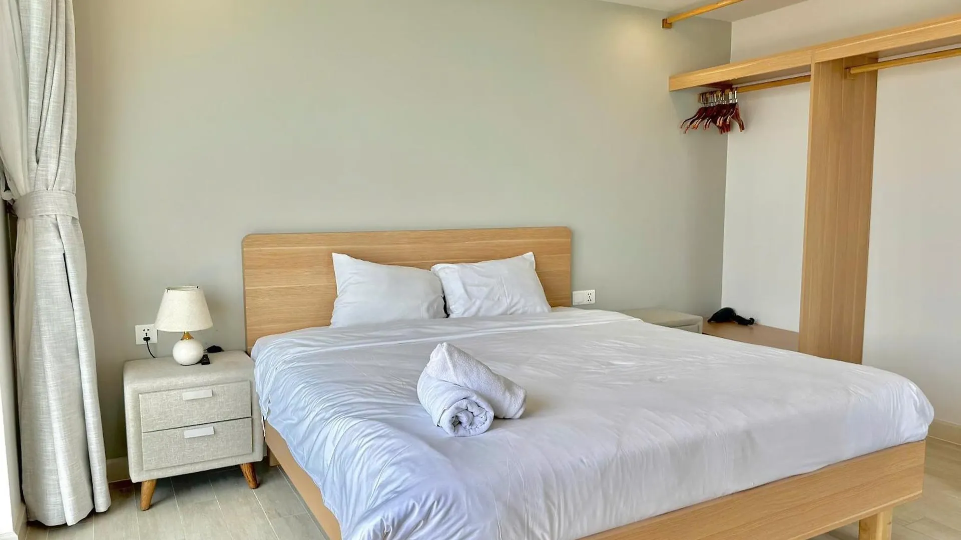 Cozy Goldcoast Apartment Nha Trang